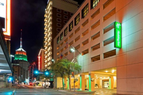  Holiday Inn San Antonio-Riverwalk, an IHG Hotel  Сан-Антонио